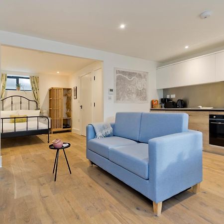 Luxury One Bedroom Greenwich Studio Apartment Near Canary Wharf By Underthedoormat London Eksteriør billede