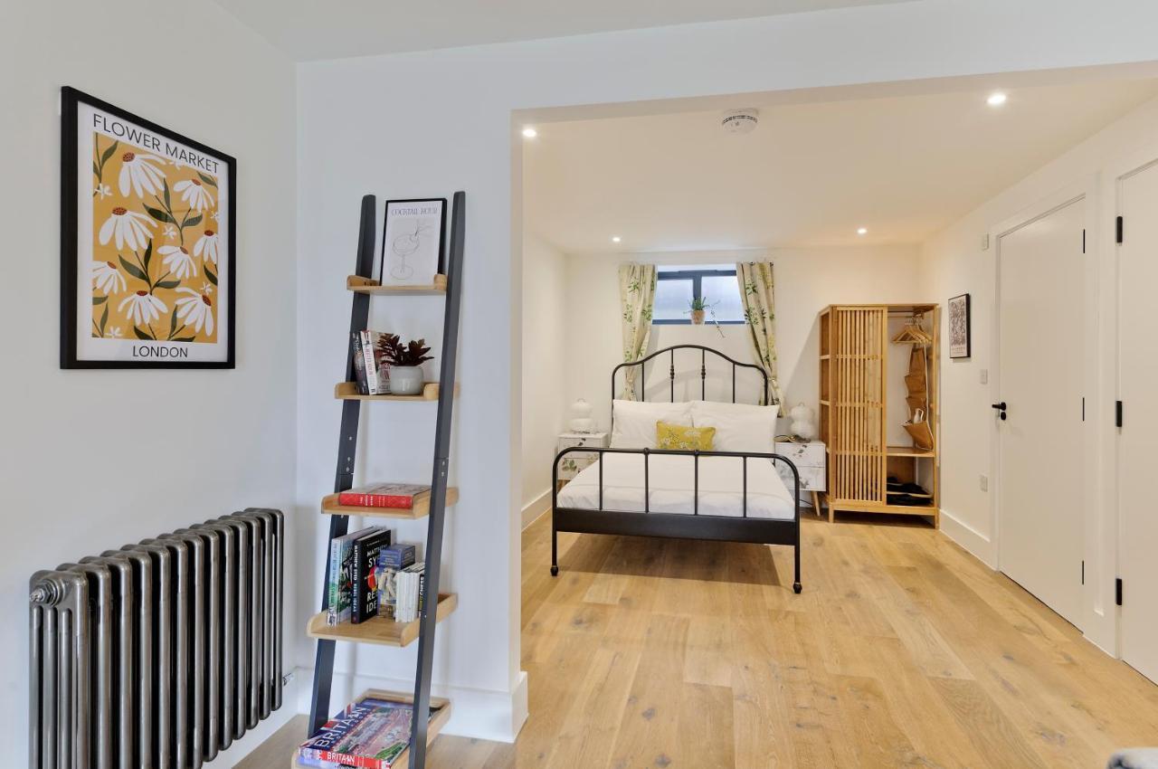 Luxury One Bedroom Greenwich Studio Apartment Near Canary Wharf By Underthedoormat London Eksteriør billede