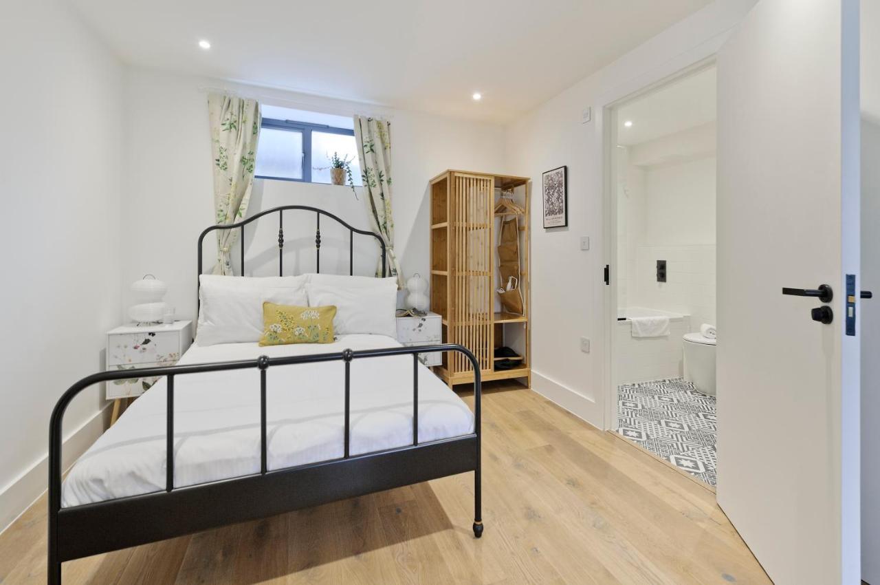 Luxury One Bedroom Greenwich Studio Apartment Near Canary Wharf By Underthedoormat London Eksteriør billede